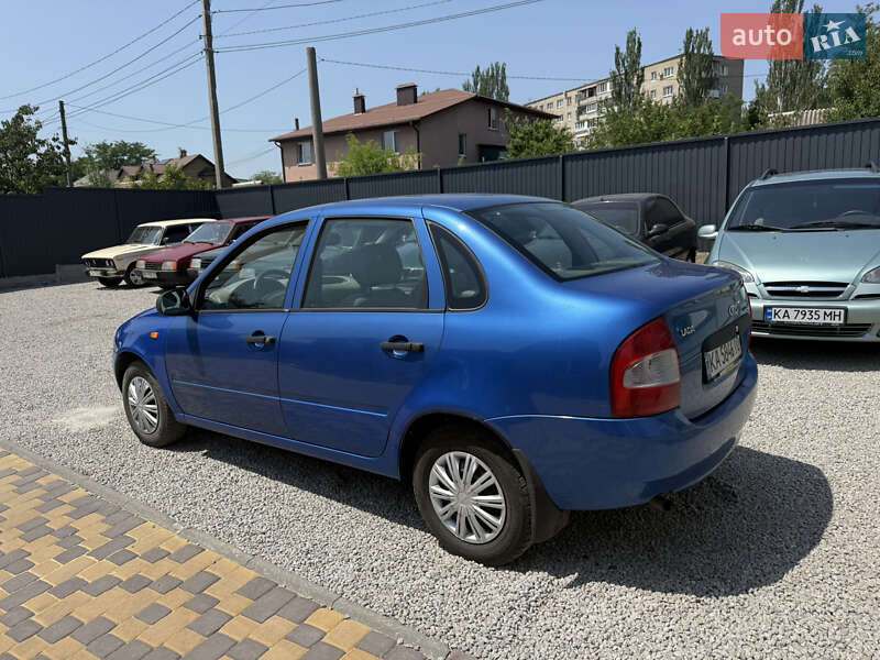 Седан ВАЗ / Lada 1118 Калина 2006 в Запоріжжі