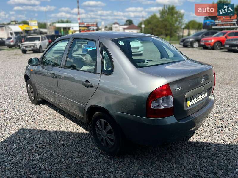Седан ВАЗ / Lada 1118 Калина 2008 в Харькове