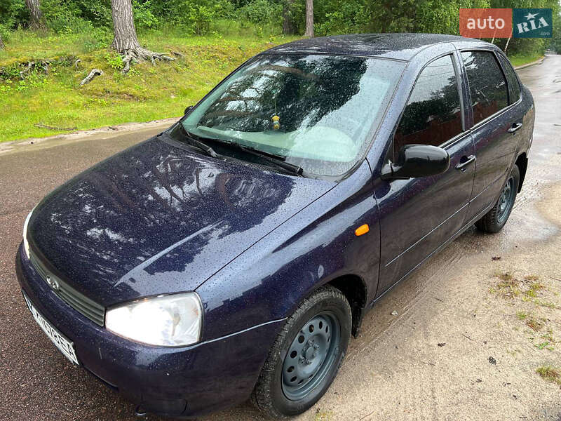 Седан ВАЗ / Lada 1118 Калина 2008 в Житомире