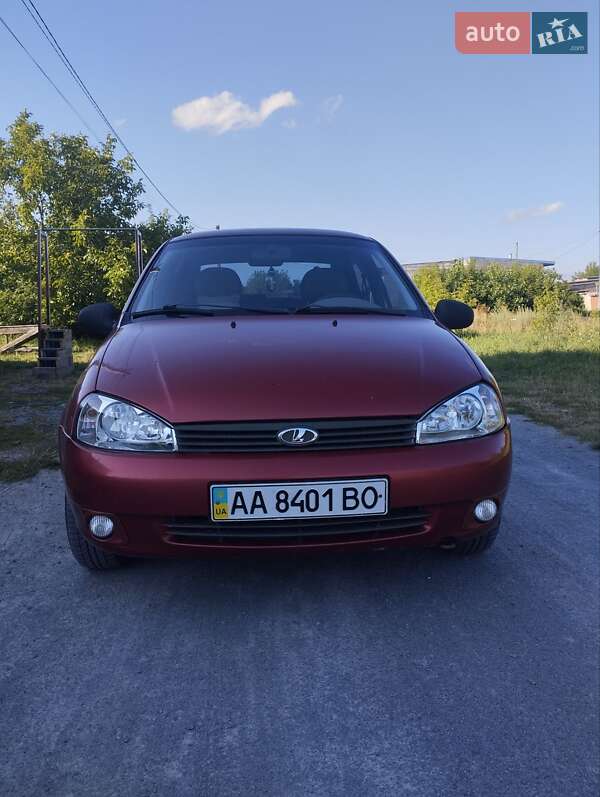 Седан ВАЗ / Lada 1118 Калина 2006 в Звягеле