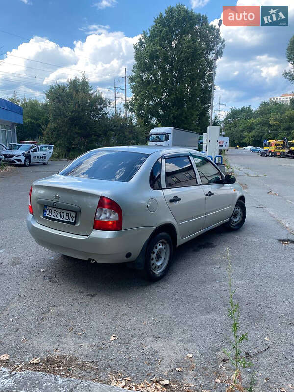 Седан ВАЗ / Lada 1118 Калина 2008 в Киеве