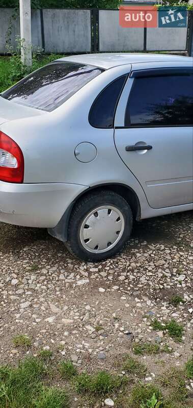 Седан ВАЗ / Lada 1118 Калина 2008 в Городенке