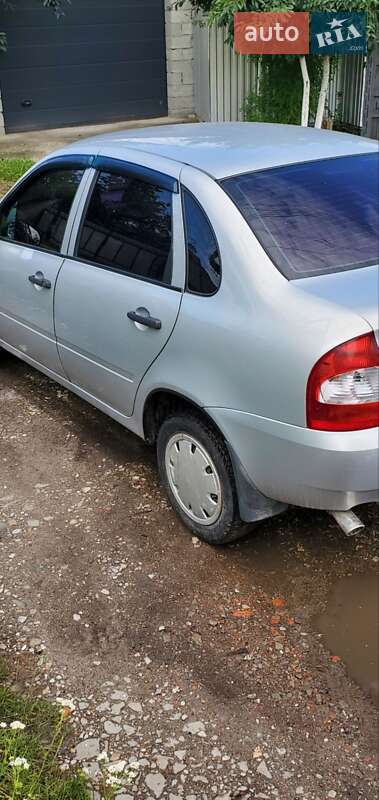 Седан ВАЗ / Lada 1118 Калина 2008 в Городенке