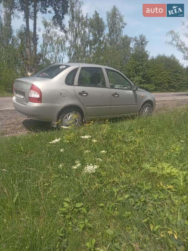 Седан ВАЗ / Lada 1118 Калина 2006 в Рожнятове