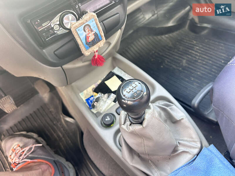 Седан ВАЗ / Lada 1118 Калина 2008 в Львове