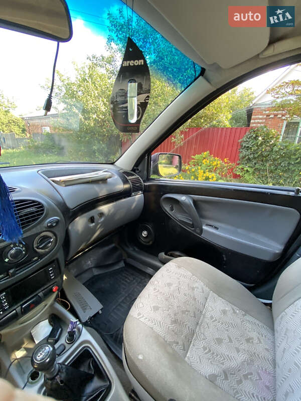 Седан ВАЗ / Lada 1118 Калина 2008 в Краснограді фото 15 Седан ВАЗ / Lada 1118 Калина 2008 в Краснограді