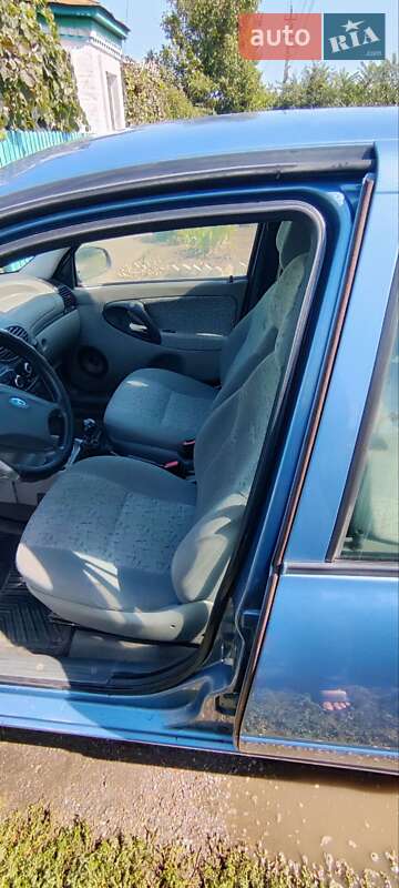 Седан ВАЗ / Lada 1118 Калина 2007 в Олександрії