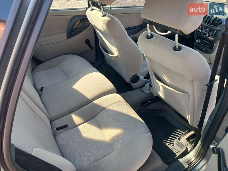 Седан ВАЗ / Lada 1118 Калина 2008 в Зміїві