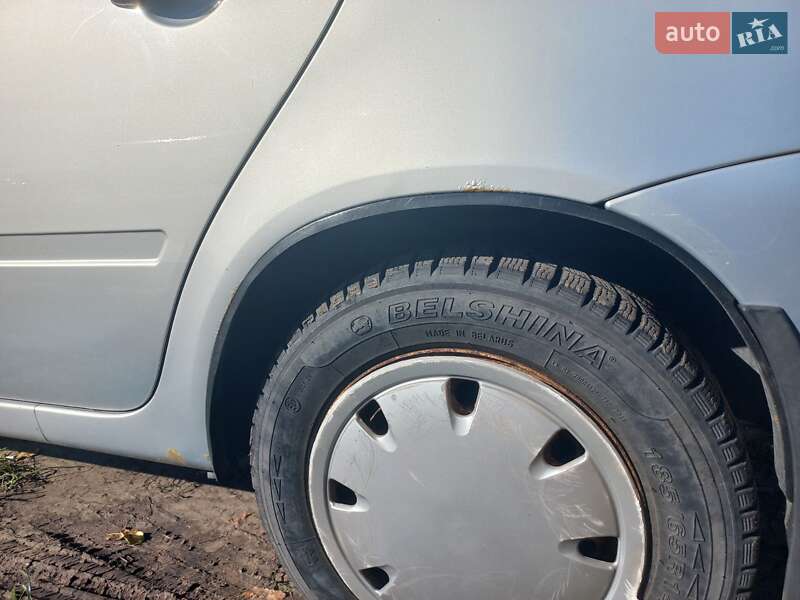 Седан ВАЗ / Lada 1118 Калина 2010 в Киеве фото 10 Седан ВАЗ / Lada 1118 Калина 2010 в Киеве