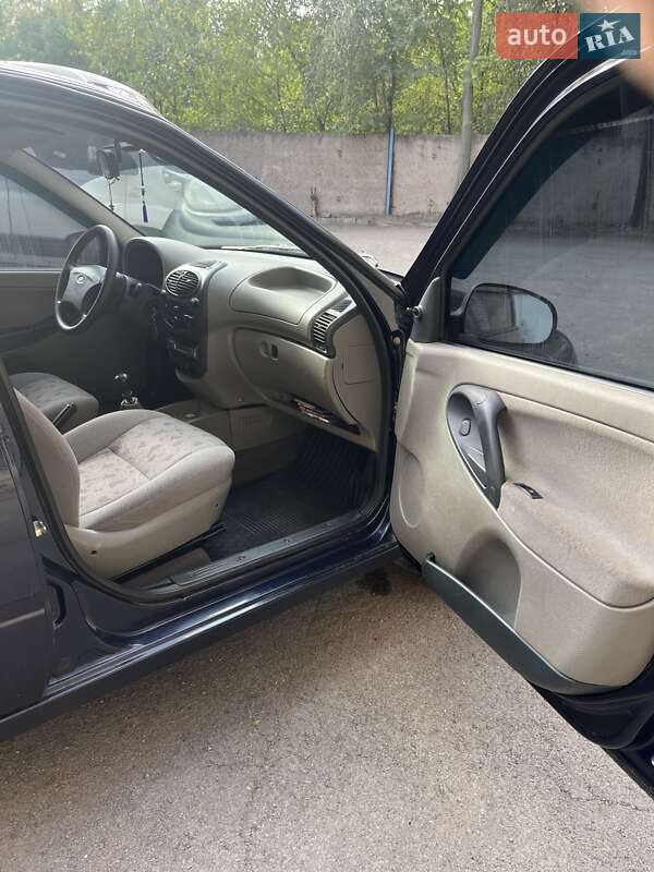 Седан ВАЗ / Lada 1118 Калина 2007 в Днепре