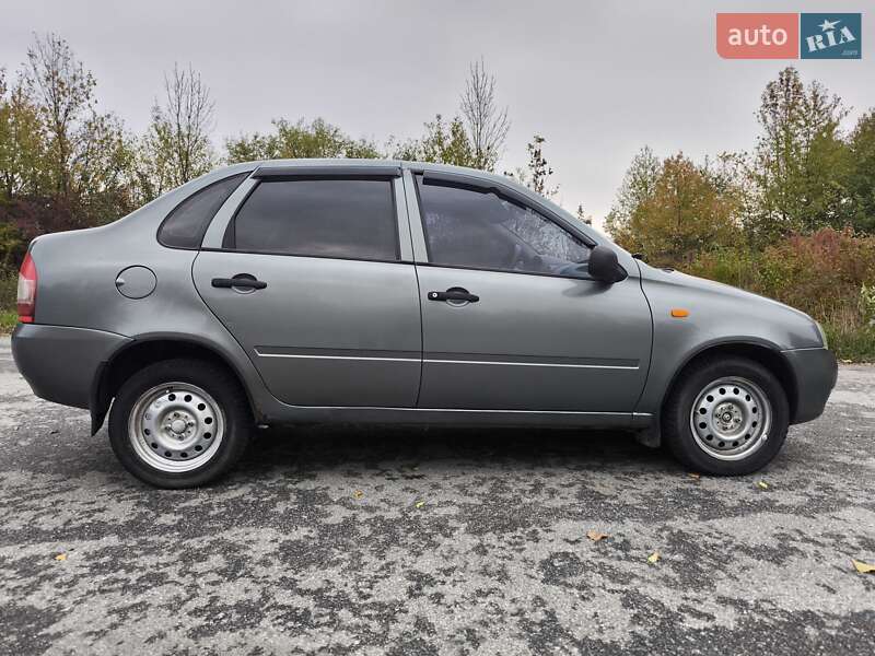Седан ВАЗ / Lada 1118 Калина 2008 в Львове фото 2 Седан ВАЗ / Lada 1118 Калина 2008 в Львове