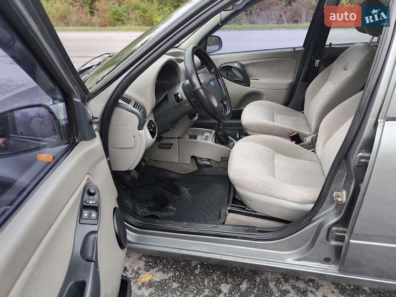 Седан ВАЗ / Lada 1118 Калина 2008 в Львове фото 18 Седан ВАЗ / Lada 1118 Калина 2008 в Львове