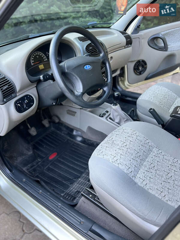 Седан ВАЗ / Lada 1118 Калина 2007 в Нікополі фото 8 Седан ВАЗ / Lada 1118 Калина 2007 в Нікополі