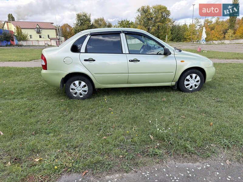 Седан ВАЗ / Lada 1118 Калина 2006 в Ладыжине