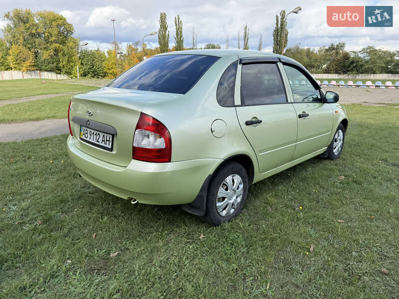 Седан ВАЗ / Lada 1118 Калина 2006 в Ладыжине