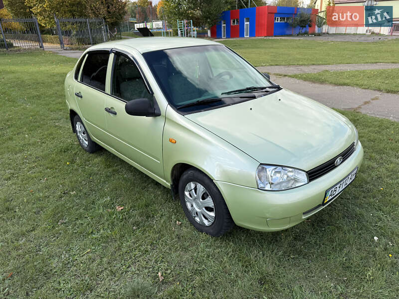 Седан ВАЗ / Lada 1118 Калина 2006 в Ладыжине