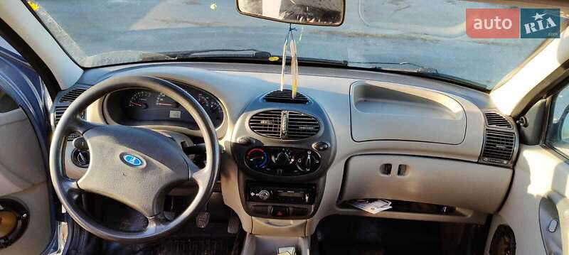 Седан ВАЗ / Lada 1118 Калина 2007 в Херсоне