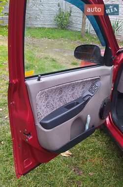 Седан ВАЗ 1118 Калина 2005 в  фото 10 Седан ВАЗ 1118 Калина 2005 в