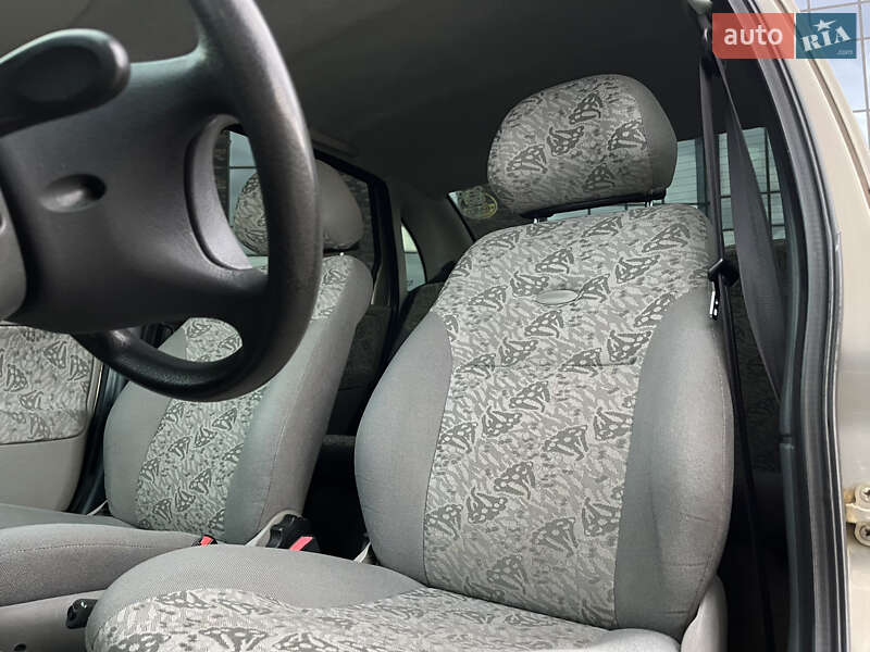 Седан ВАЗ / Lada 1118 Калина 2006 в Чернівцях фото 31 Седан ВАЗ / Lada 1118 Калина 2006 в Чернівцях