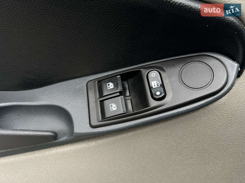 Седан ВАЗ / Lada 1118 Калина 2008 в Хмельницком