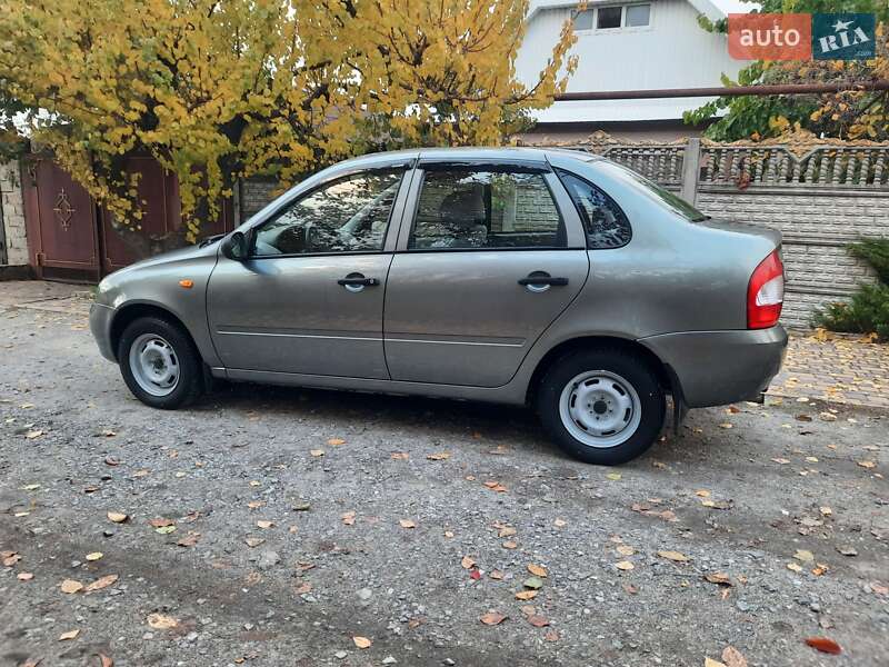 Седан ВАЗ / Lada 1118 Калина 2006 в Запорожье