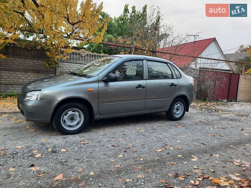 Седан ВАЗ / Lada 1118 Калина 2006 в Запорожье