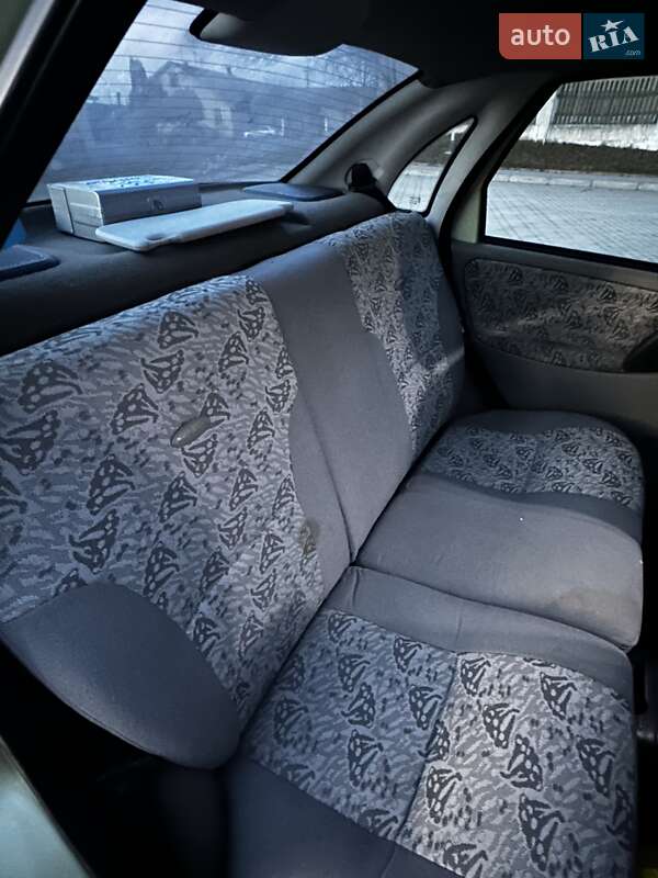 Седан ВАЗ / Lada 1118 Калина 2006 в Чорткове фото 21 Седан ВАЗ / Lada 1118 Калина 2006 в Чорткове