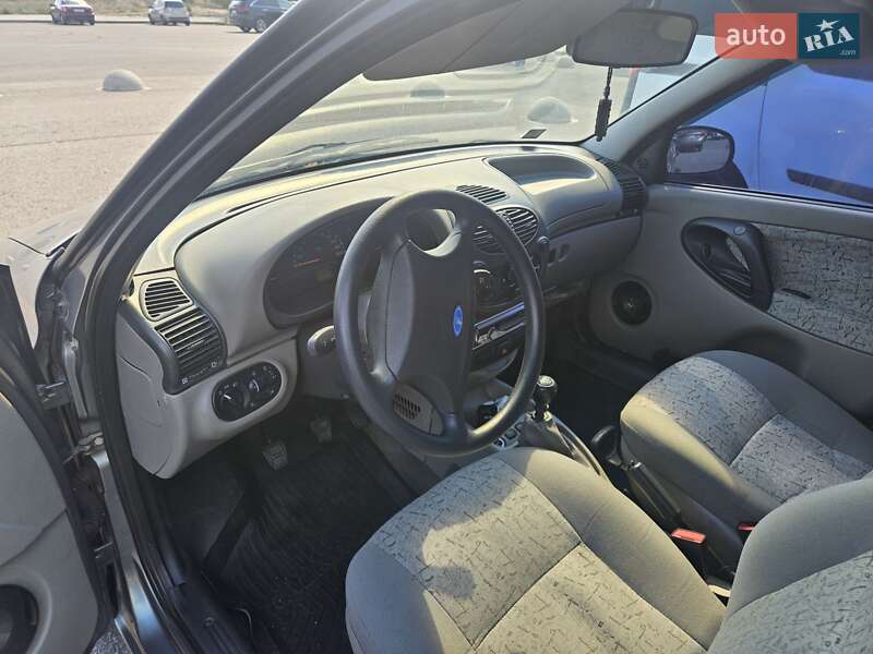 Седан ВАЗ / Lada 1118 Калина 2007 в Запорожье