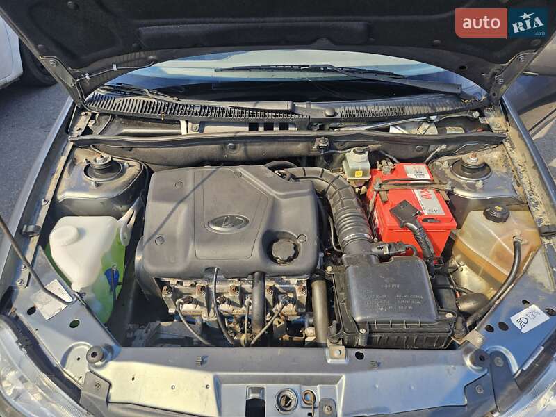 Седан ВАЗ / Lada 1118 Калина 2007 в Запорожье