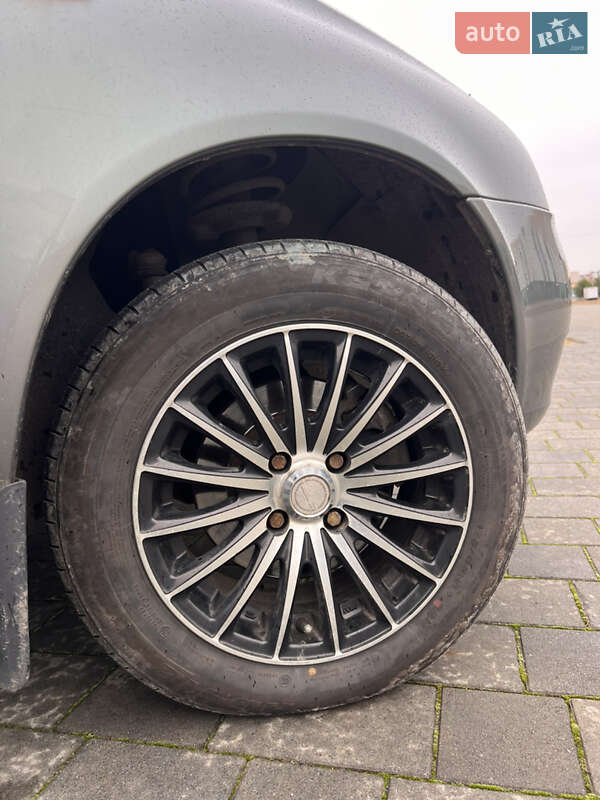 Седан ВАЗ / Lada 1118 Калина 2010 в Хмельницком