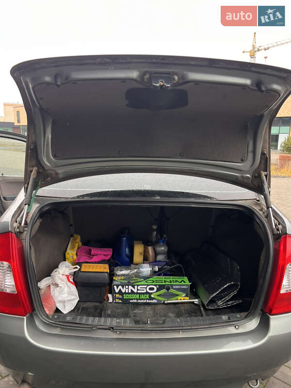 Седан ВАЗ / Lada 1118 Калина 2010 в Хмельницком