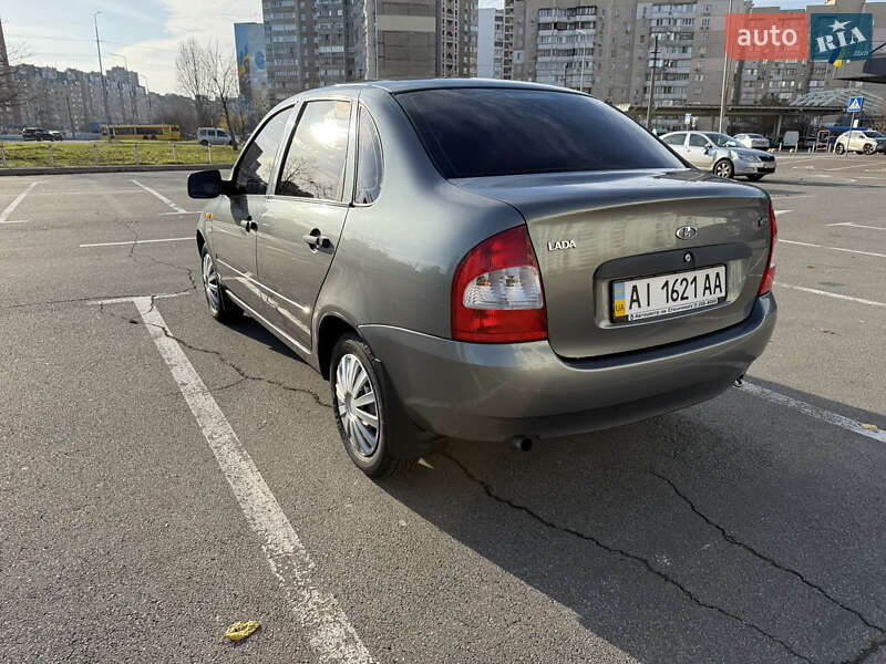 ВАЗ / Lada 1118 Калина 2011