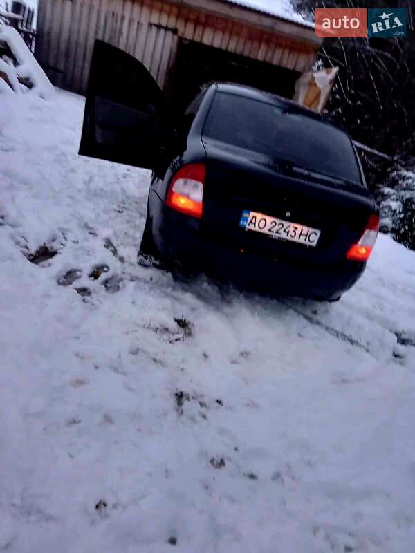 Седан ВАЗ / Lada 1118 Калина 2008 в Лазещине