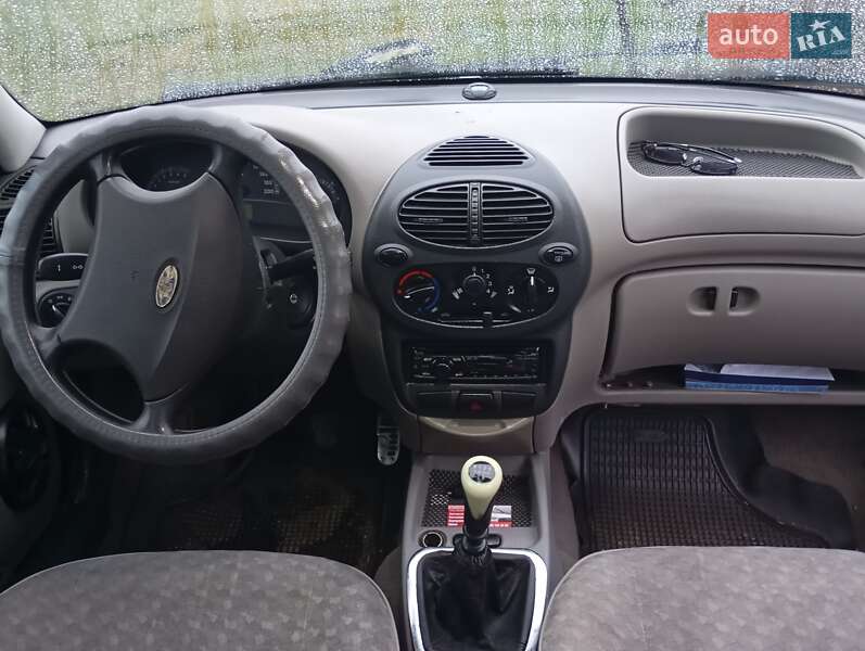 Седан ВАЗ / Lada 1118 Калина 2008 в Каневі