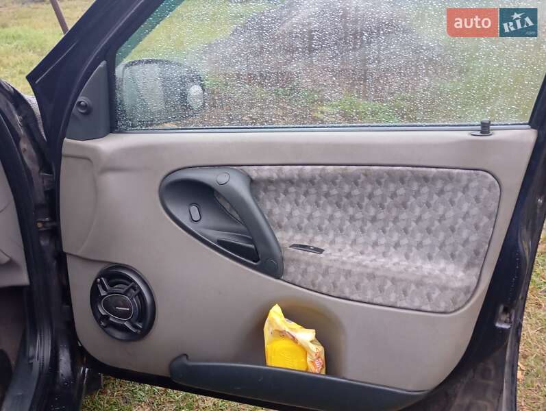 Седан ВАЗ / Lada 1118 Калина 2008 в Каневі