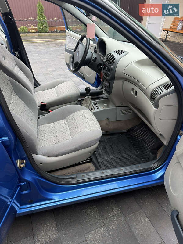 Седан ВАЗ / Lada 1118 Калина 2006 в Арбузинке