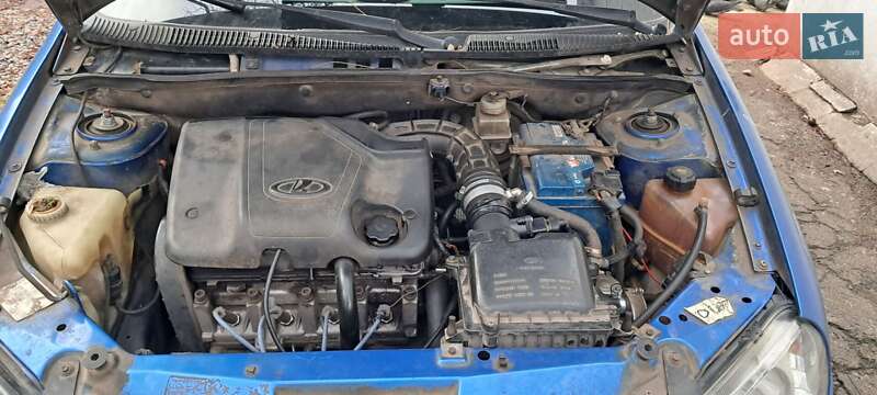 Седан ВАЗ / Lada 1118 Калина 2006 в Киеве