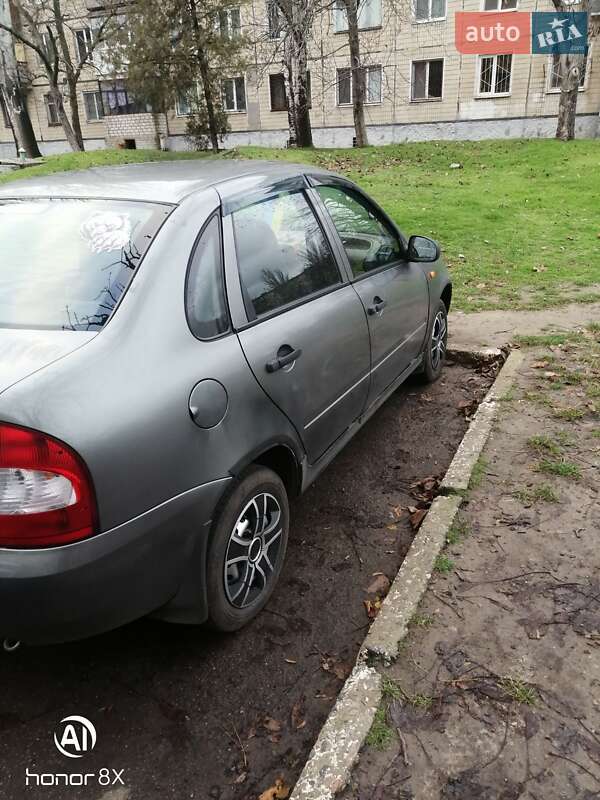 Седан ВАЗ / Lada 1118 Калина 2006 в Кривому Розі фото 8 Седан ВАЗ / Lada 1118 Калина 2006 в Кривому Розі