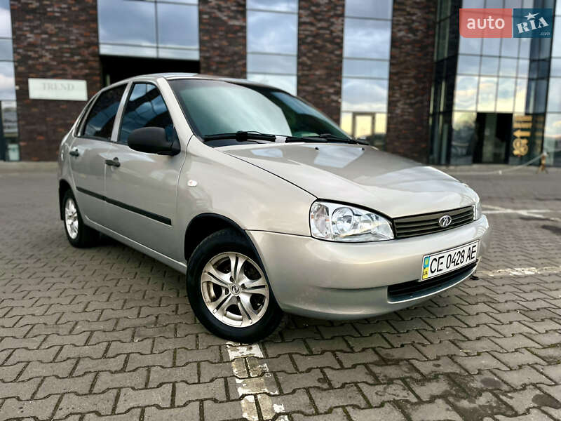 Седан ВАЗ / Lada 1118 Калина 2006 в Чернівцях