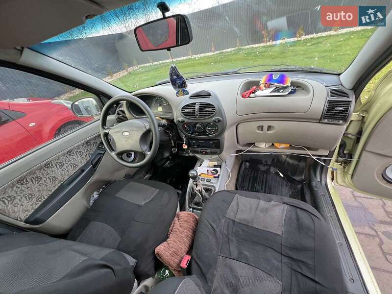 Седан ВАЗ / Lada 1118 Калина 2006 в Васильковке