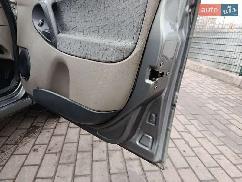 Седан ВАЗ / Lada 1118 Калина 2007 в Кривом Роге