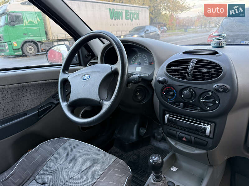 Седан ВАЗ / Lada 1118 Калина 2006 в Києві фото 19 Седан ВАЗ / Lada 1118 Калина 2006 в Києві