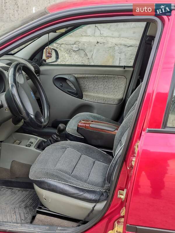 Седан ВАЗ / Lada 1118 Калина 2006 в Одессе