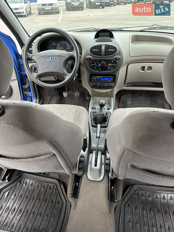 Седан ВАЗ / Lada 1118 Калина 2006 в Одессе