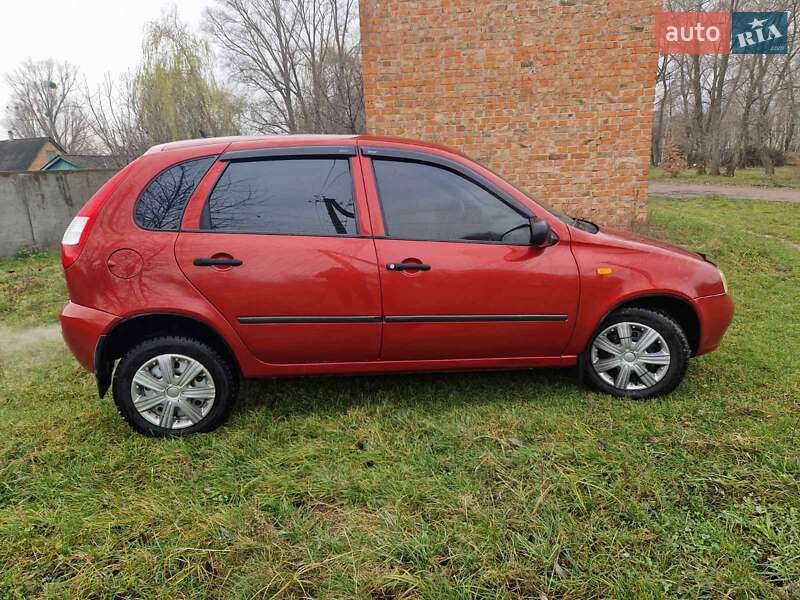 Хэтчбек ВАЗ / Lada 1119 Калина 2008 в Белополье