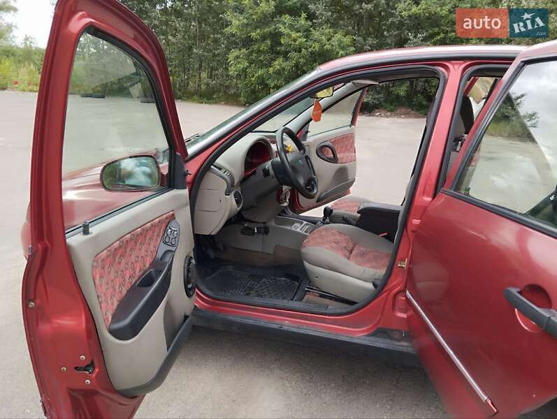 Хэтчбек ВАЗ / Lada 1119 Калина 2007 в Обухове