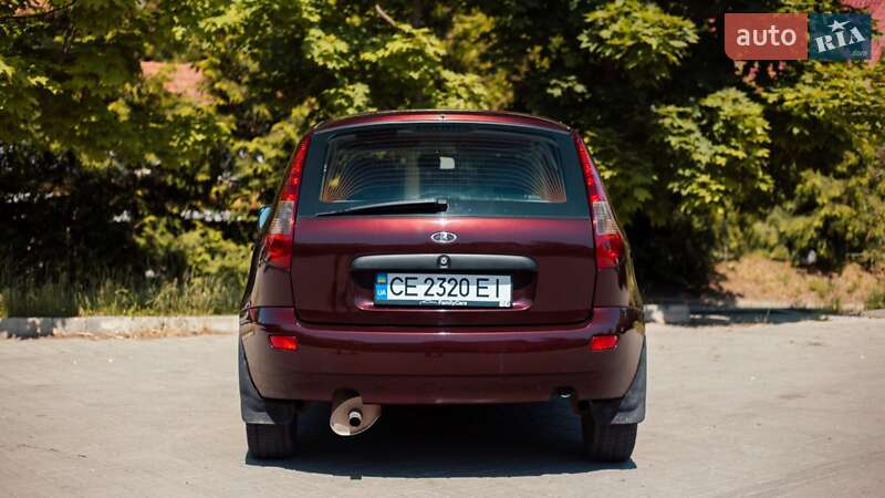 Хэтчбек ВАЗ / Lada 1119 Калина 2010 в Черновцах