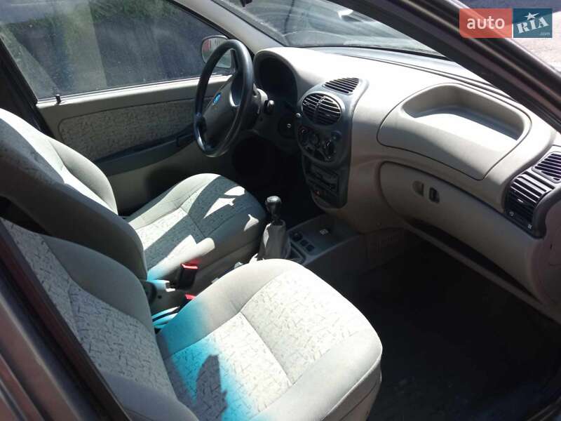 Хэтчбек ВАЗ / Lada 1119 Калина 2007 в Тернополе