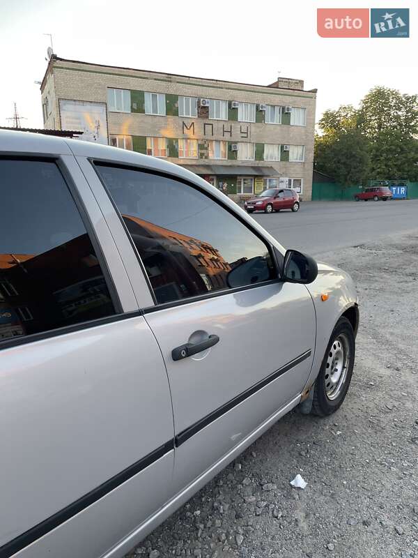 Хетчбек ВАЗ / Lada 1119 Калина 2007 в Полтаві