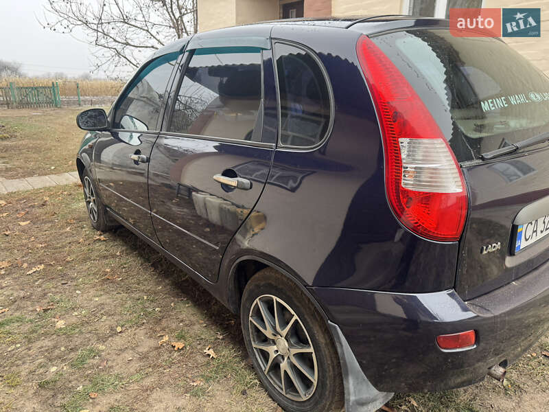 Хэтчбек ВАЗ / Lada 1119 Калина 2008 в Золотоноше